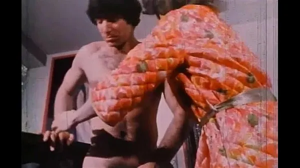 ใหม่ The weirdos and the oddballs (1971) - Blowjobs & Cumshots Cut วิดีโอทั้งหมด