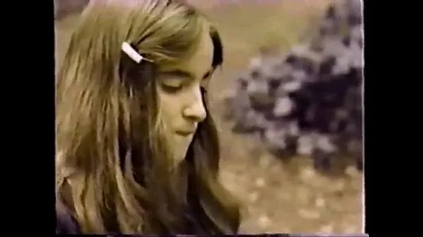 Ferske Vintage (Plz tell me the name of that girl or Movie name videoer totalt