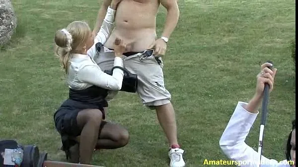 Friss Pissing with the Golfer - Amateurs Porn összes videó