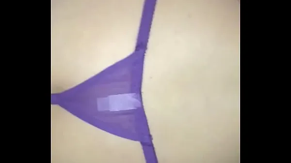 Nouvelles milf en string se fait baiser. Cumshot va rouge vidéos au total