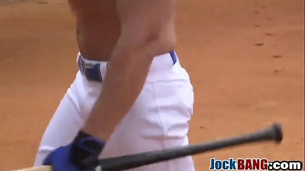 Stunning jocks bang in shower after baseball game Jumlah Video baharu