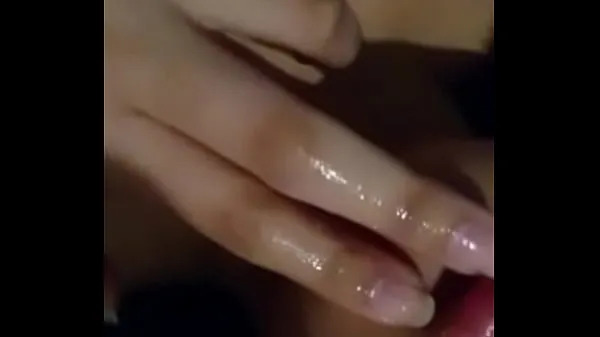 Celkový počet nových videí: He licks his fingers with his fluids