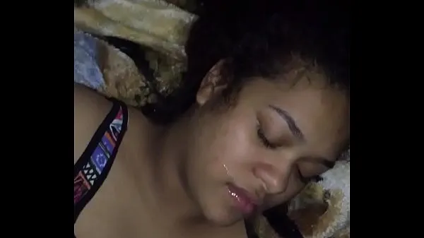 Celkový počet nových videí: Horny Dominican Girl Loves Facials