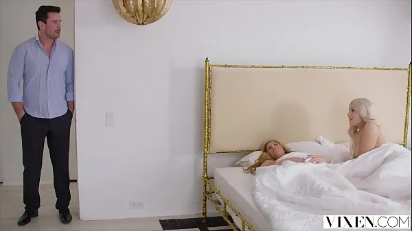 تازہ VIXEN Two Curvy Roommates Seduce and Fuck Married Neighbor کل ویڈیوز