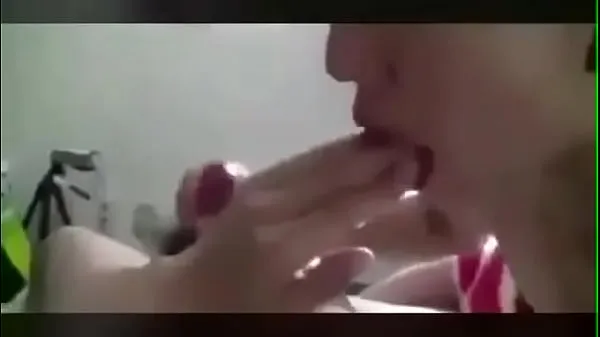 Celkový počet nových videí: Sucking fingers and wanking cock