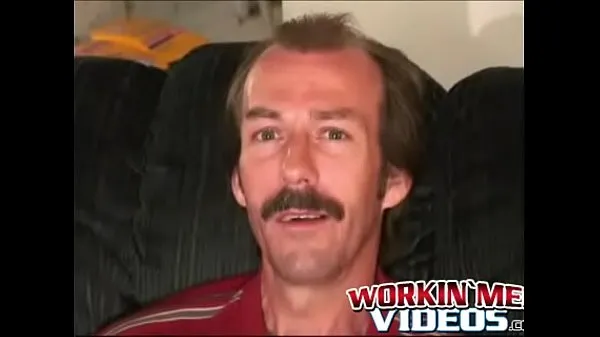 Čerstvé Guy with a mustache tugs his cock before cumming hard celkový počet videí