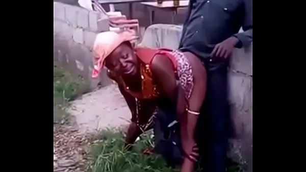 Świeże, łącznie African woman fucks her man in public filmy