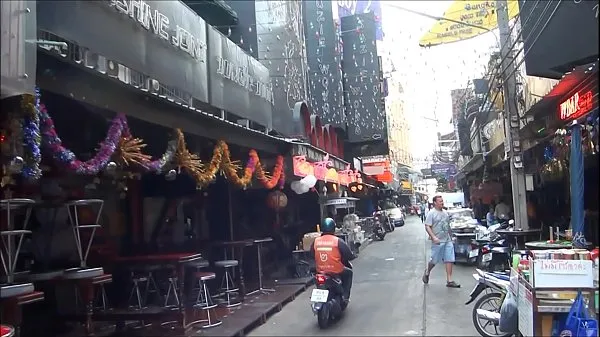 Nouvelles Soi Cowboy Sukhumvit Road in Thailand vidéos au total