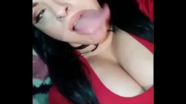 Fresh Long Tongue and Throat Show total Videos