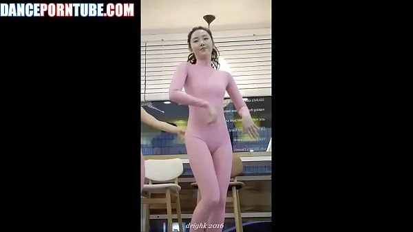 Nya asian whores in elastic spandex bodysuits dancing videor totalt