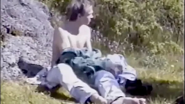 Yeni Norwegian on a public beach 1990 toplam Video