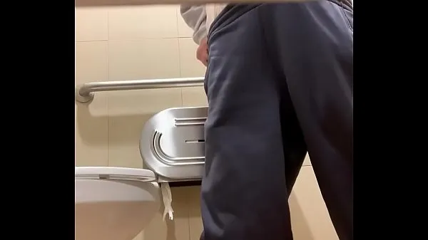 Nouvelles Grand-père pisse chez Walmart vidéos au total