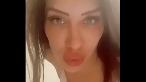 Nuovi Bruna dai grossi seni in diretta su Instagram video totali