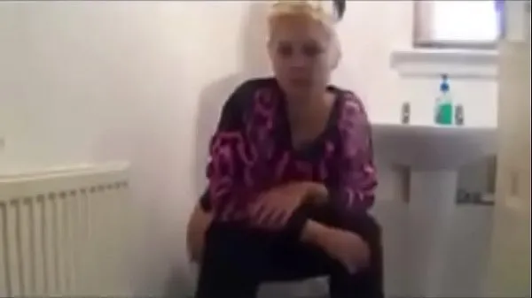 新鲜的 Compilation of JamieT on the Toilet 总共的视频