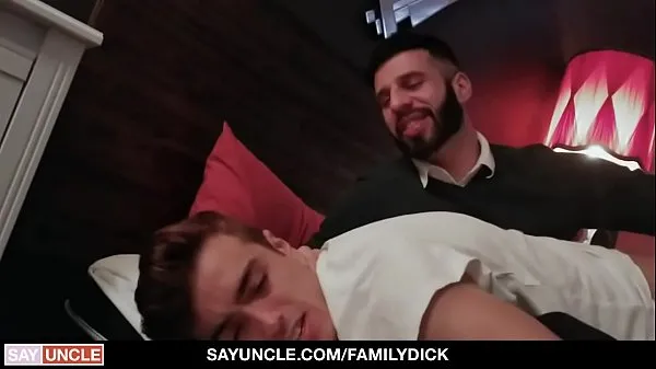 Nuovi FamilyDick - Stepson scopa il suo patrigno video totali