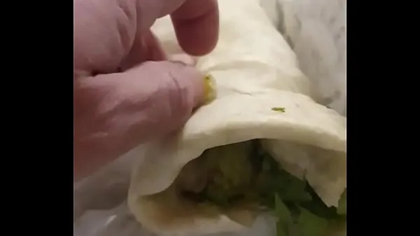 تازہ Cum on food - hot burrito کل ویڈیوز