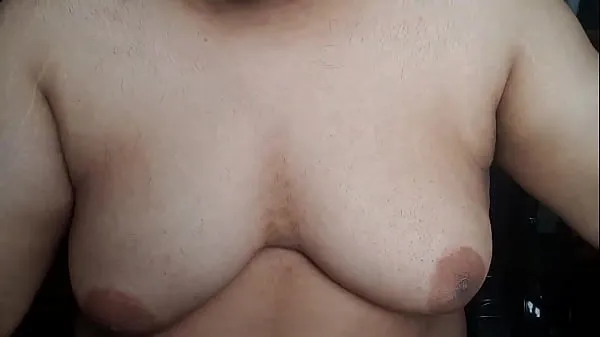 Nouvelles De la crème partout sur mes gros seins vidéos au total