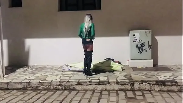 Φρέσκα Homeless fucking ass συνολικά βίντεο