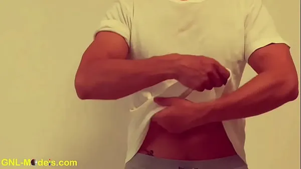 新鲜的 Hot Asian guy preparing his nipples for a rough session 总共的视频