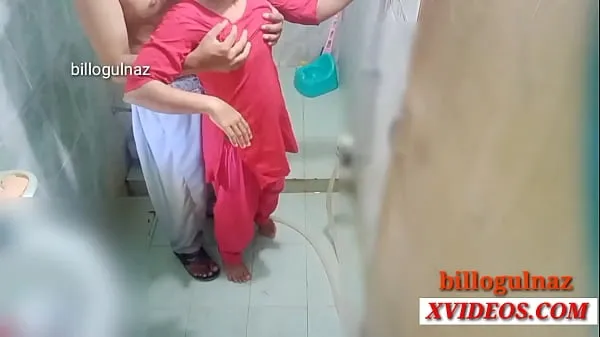 Φρέσκα Indian bathroom sex with girlfriend συνολικά βίντεο