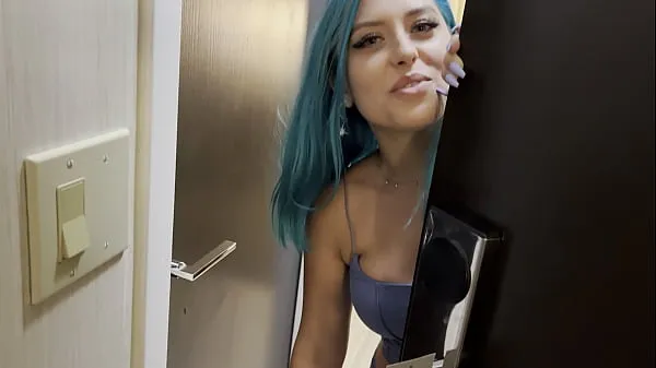 Nya Casting Curvy: Blue Hair Thick Porn Star BEGS to Fuck Delivery Guy videor totalt
