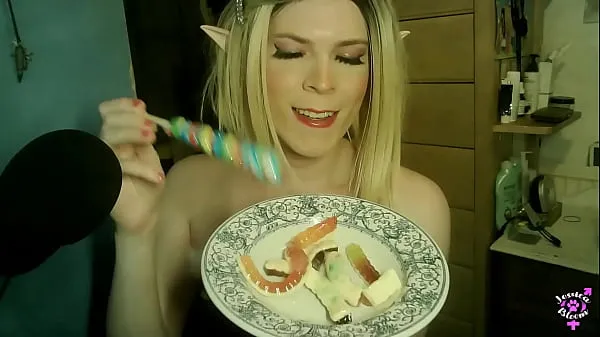 Yeni Trans Christmas Elf Jessica Bloom Prepares Magic Candies for Santa Jessica Bloom toplam Video