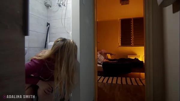 Świeże, łącznie Peeking stepbro and his girlfriend giving head from the toilet filmy