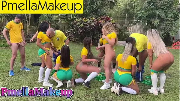 Yeni O Brasil não venceu a copa do mundo, mas os 3 dotados entraram com bola e tudo toplam Video