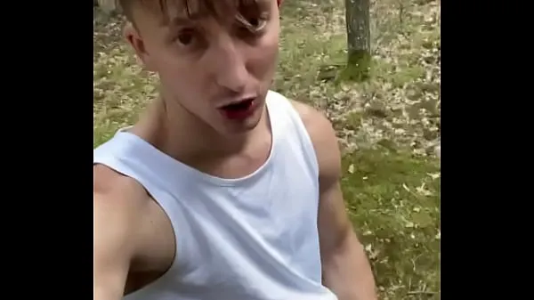 Nieuwe Boy blowjob big dick at wood and make face cum video's in totaal