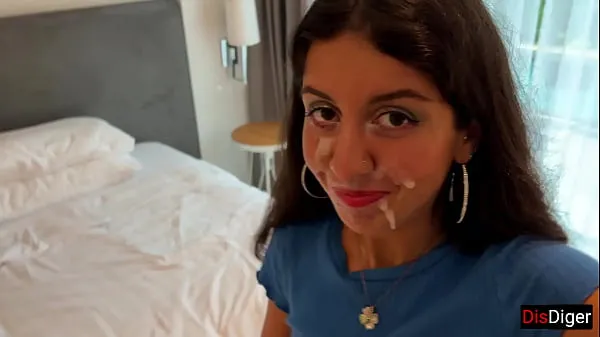 Friske Step sister lost the game and had to go outside with cum on her face - Cumwalk videoer i alt